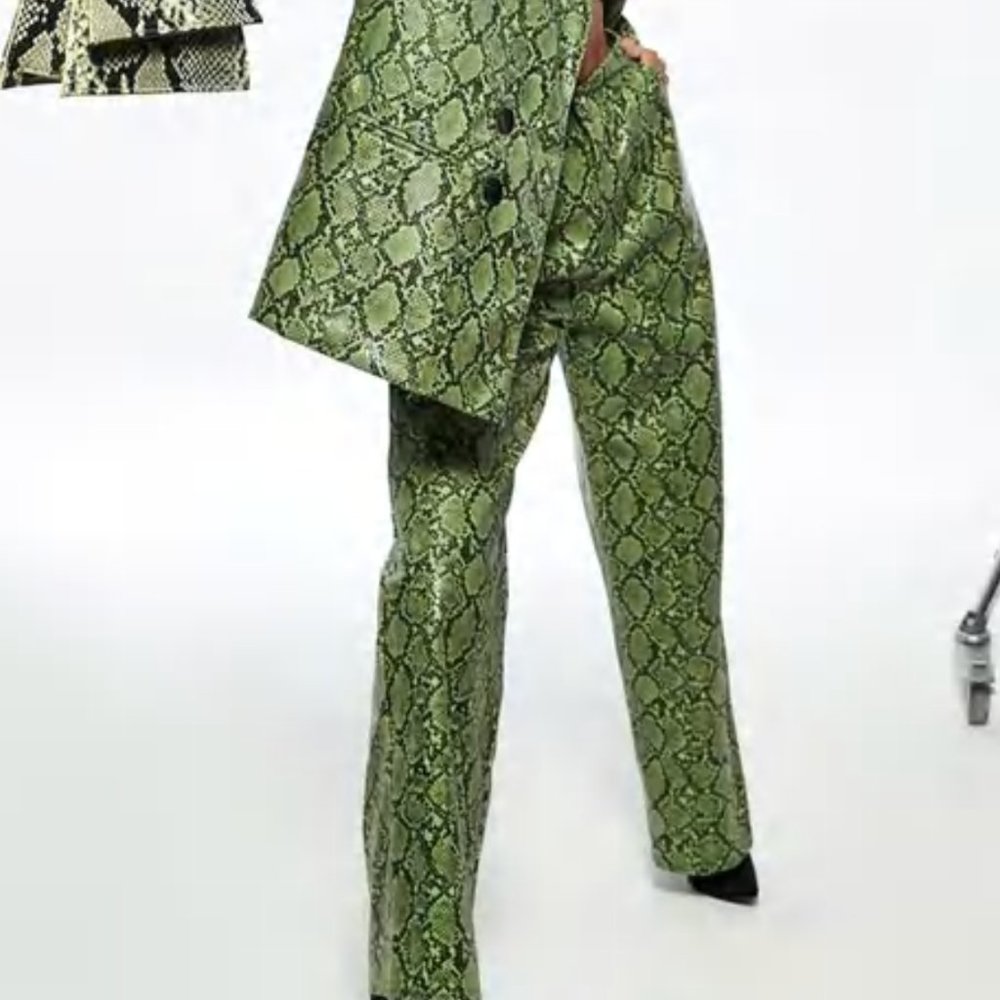 NWT Missguided Green Snake Print Faux Leather Wide Leg Pants